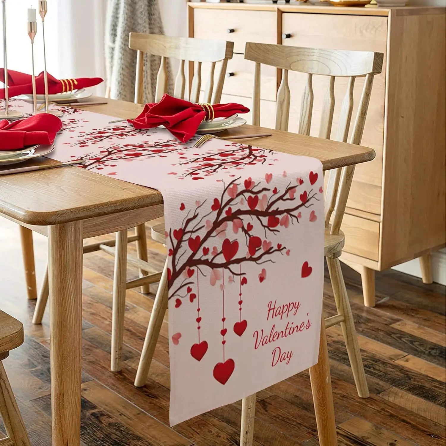Chemin de Table Valentine’s Day