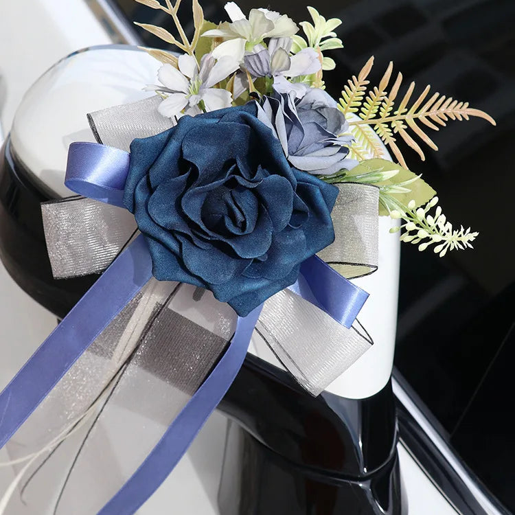 Fleurs Bleues Elégantes pour Voiture Mariage