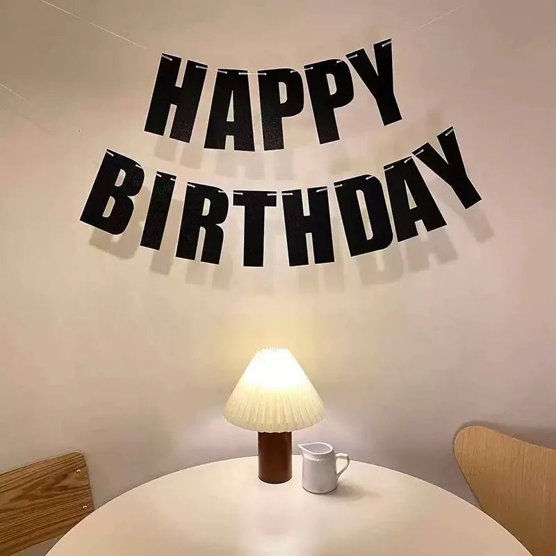 Guirlande Happy Birthday Noir Festive