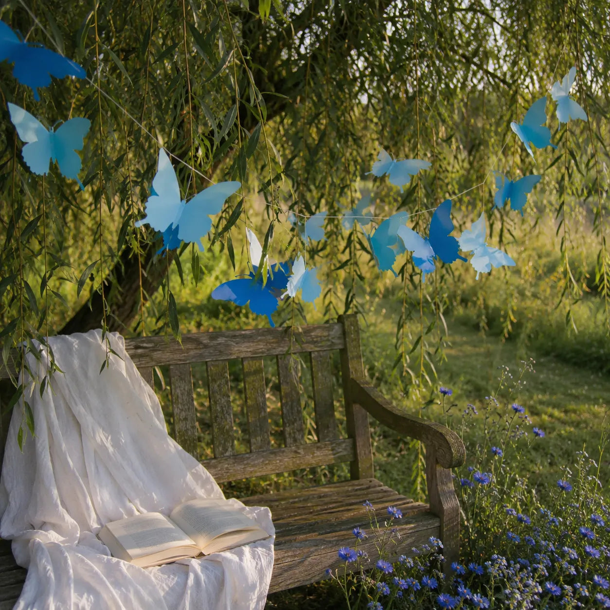 Guirlande Papillons Bleus en Papier 