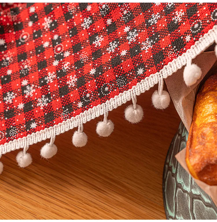 Nappe Carreaux Flocons à Pompons Elégant