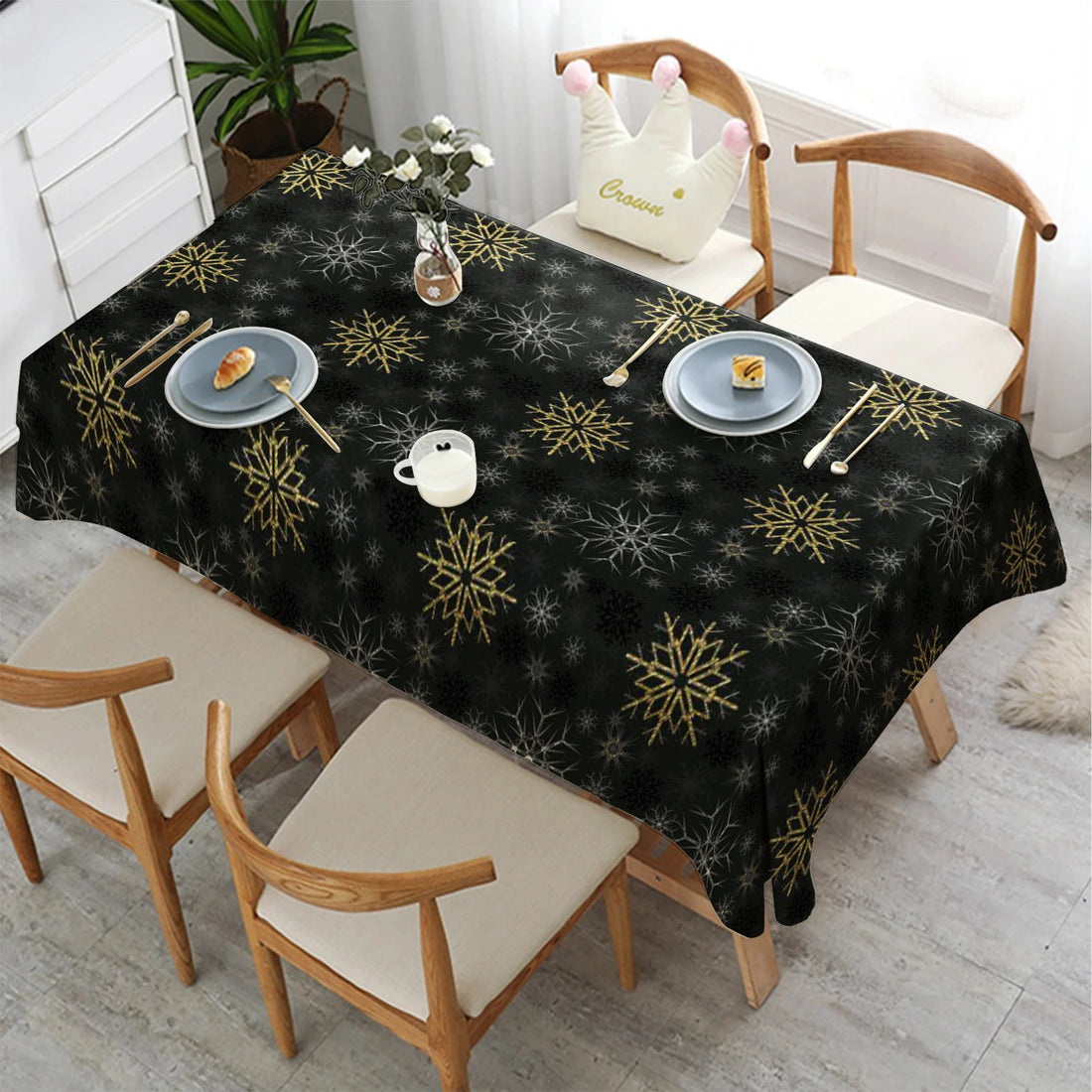 Nappe de Noël Noire à Flocons Or