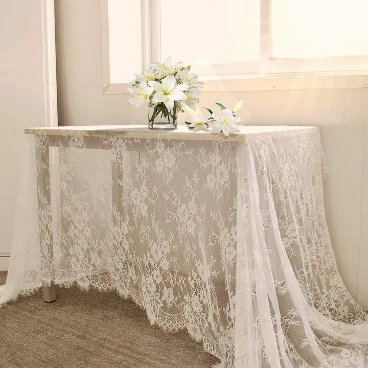 Nappe de Table Blanche en Dentelles