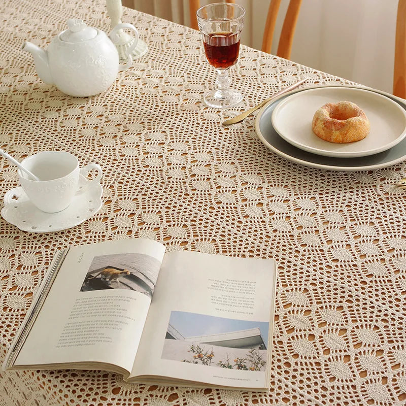 Nappe de Table en Crochet Chic