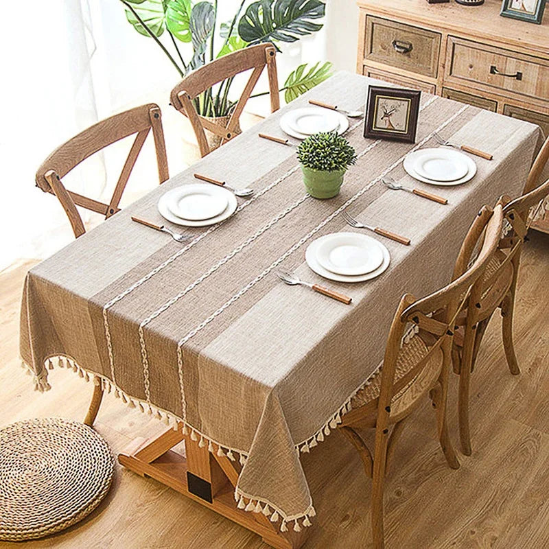 Nappe de Table en Lin à Pompons Beige