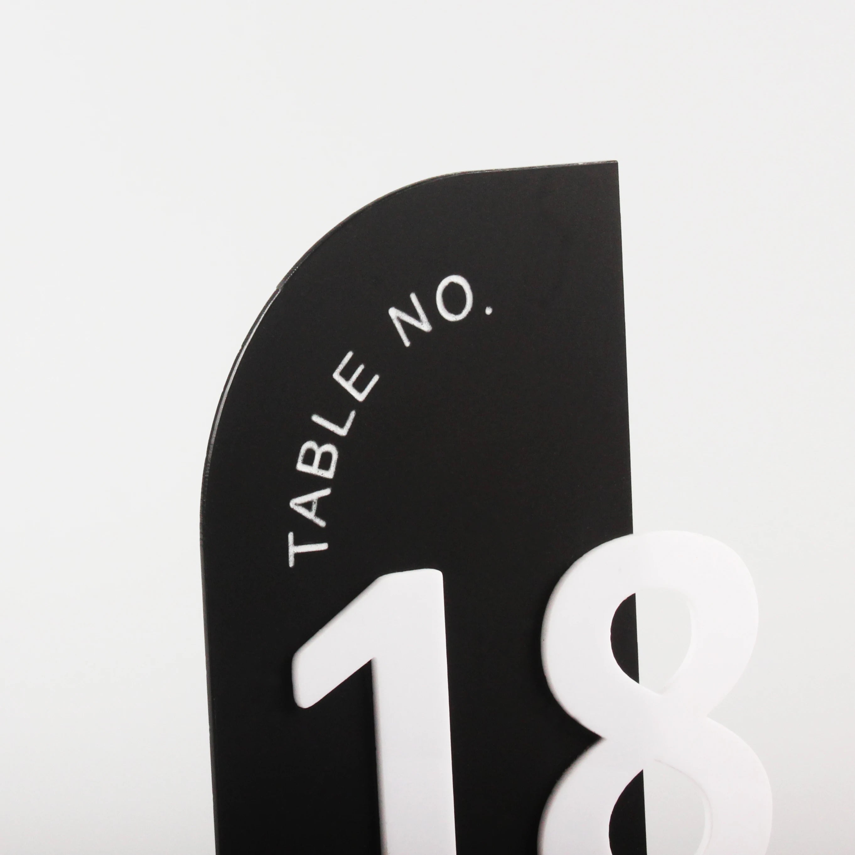 Numéro de Table Demi-arc Chic Soigné