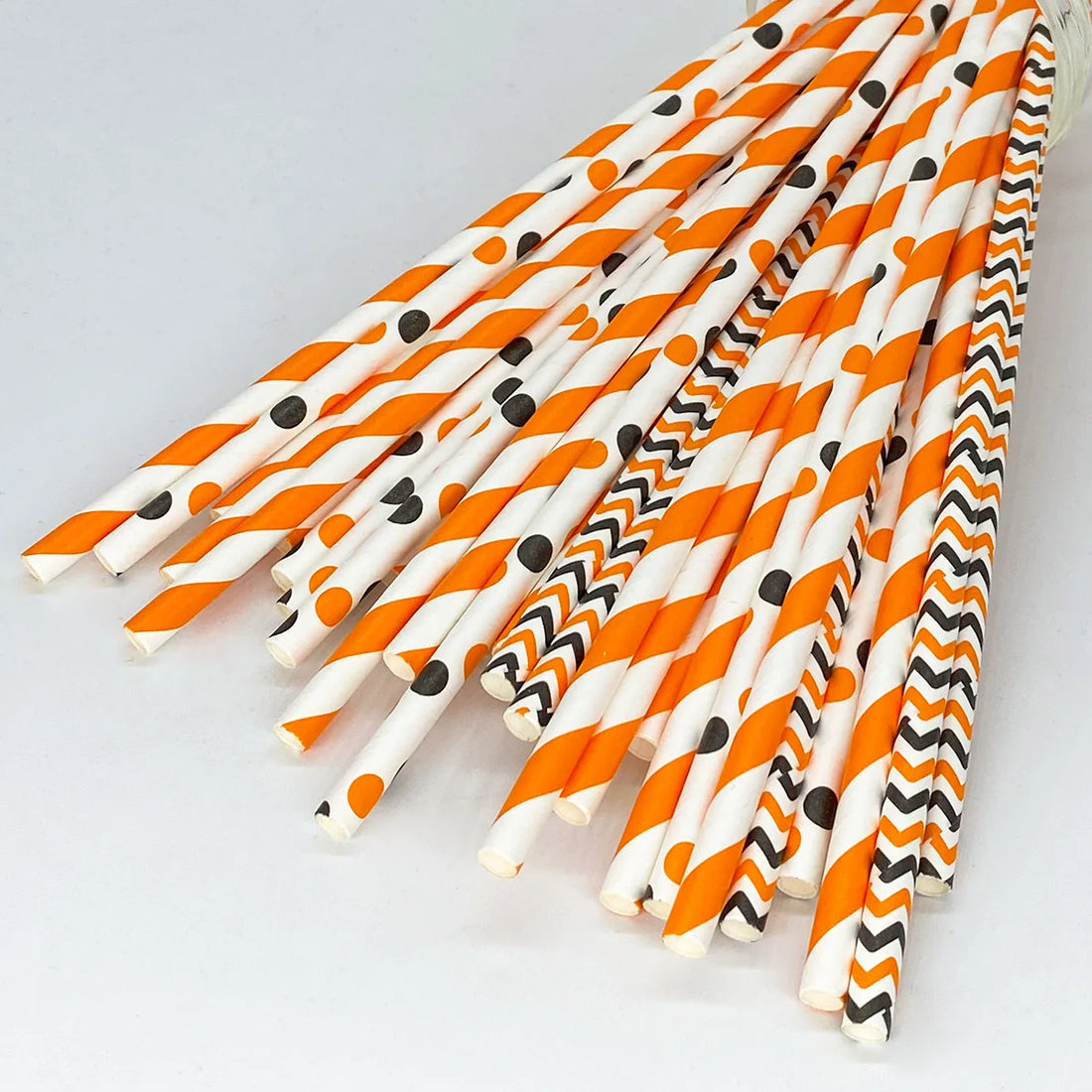 Paille en Papier aux Couleurs Halloween Colorées