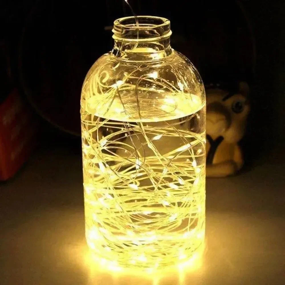 Petite Guirlande LED Bland Chaud élégante
