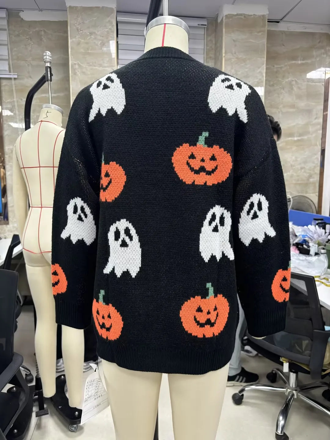 Pull Tricoté Citrouille Halloween Dos