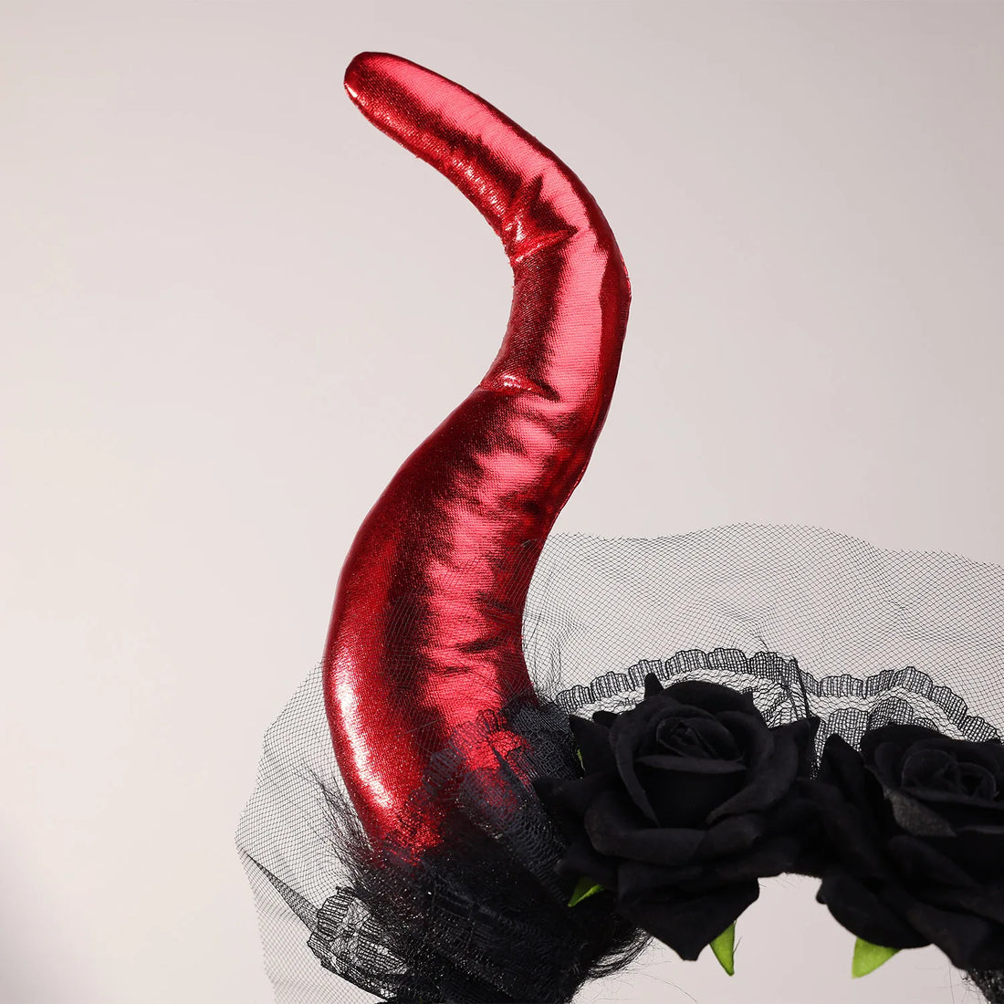 Serre-tête Diable à Fleurs Noires Moderne