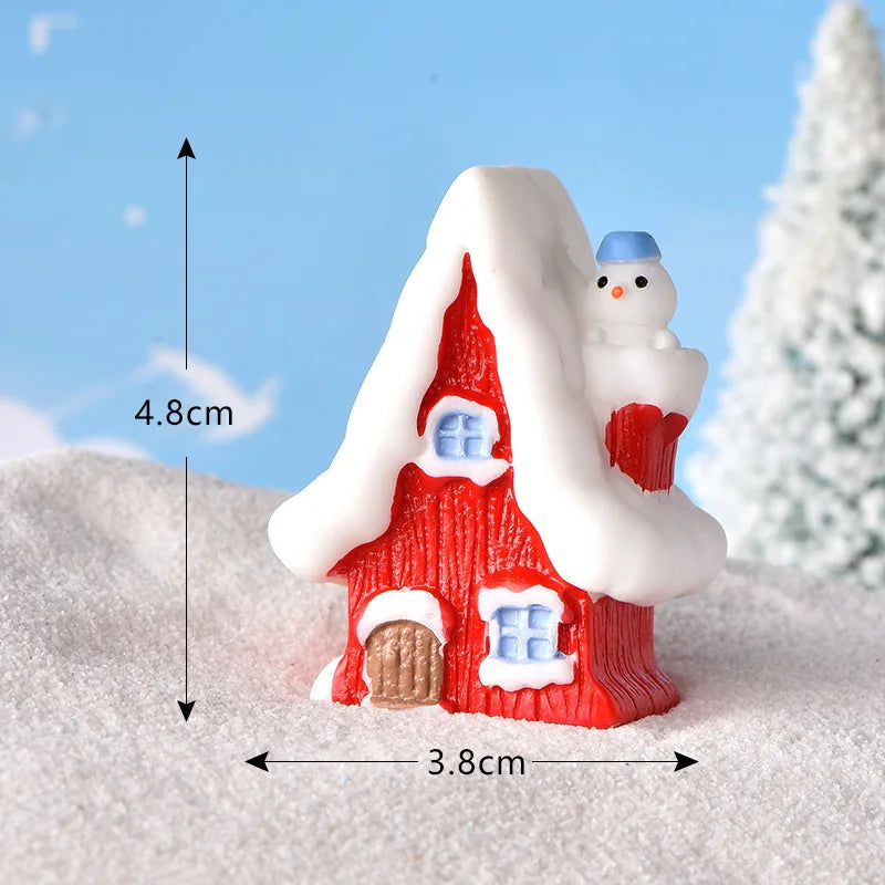 Petite Maison Rouge Noël Enneigée